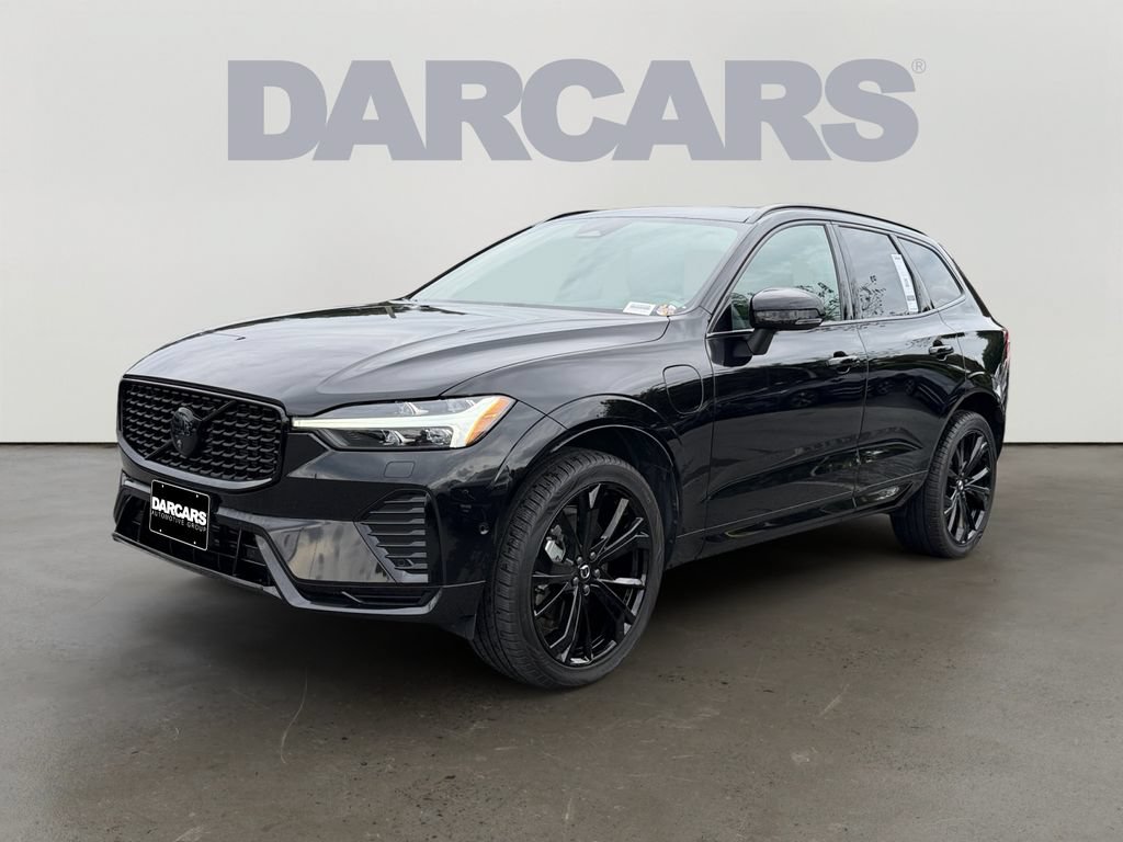 Certified 2025 Volvo XC60 T8 Ultra w/ Climate Package AWD/4WD image 3