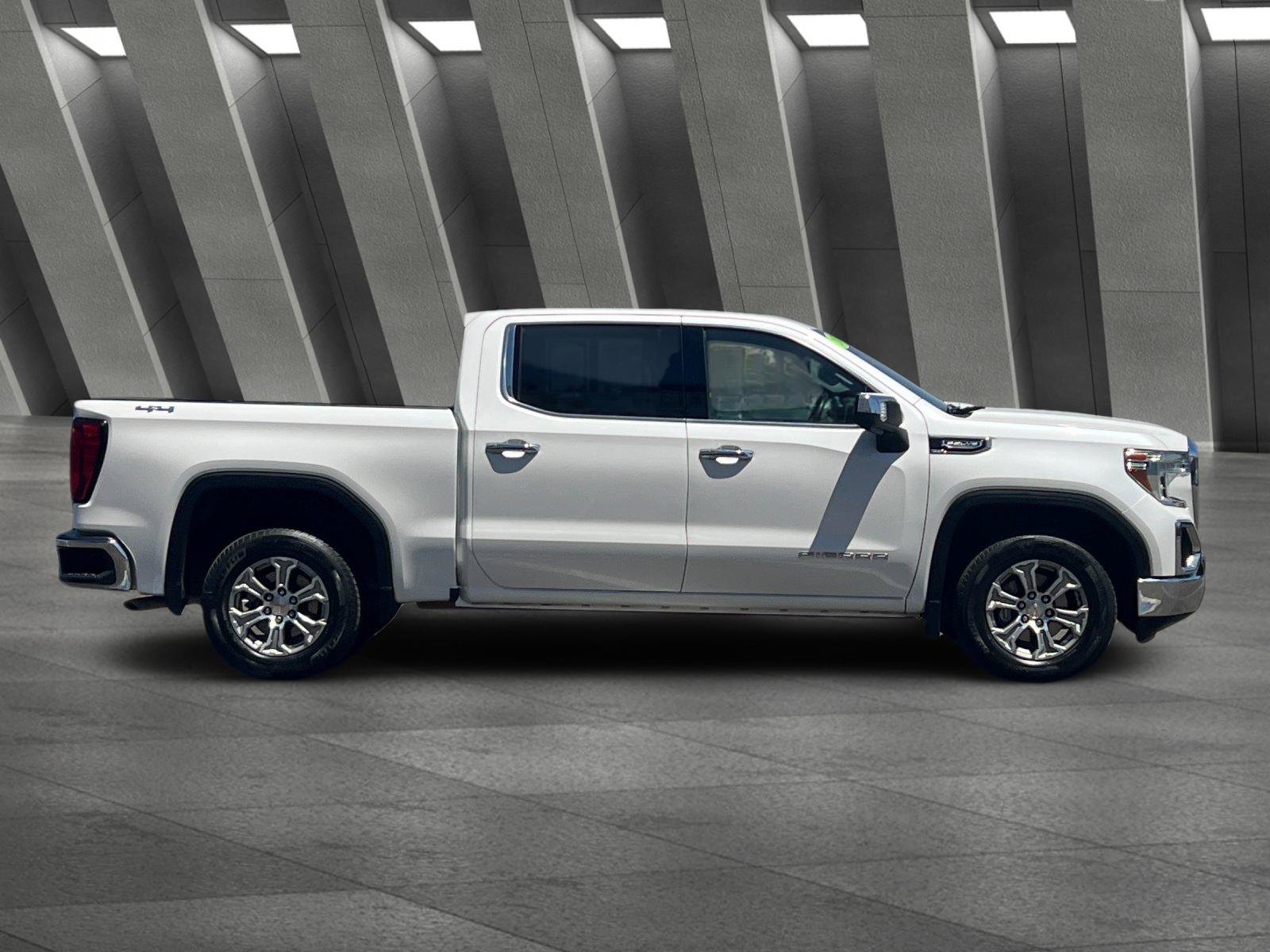 Used 2020 GMC Sierra 1500 SLT AWD/4WD image 3