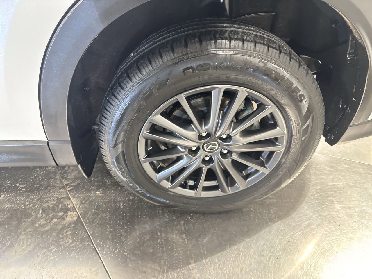 Used 2020 MAZDA CX-5 Touring image 12