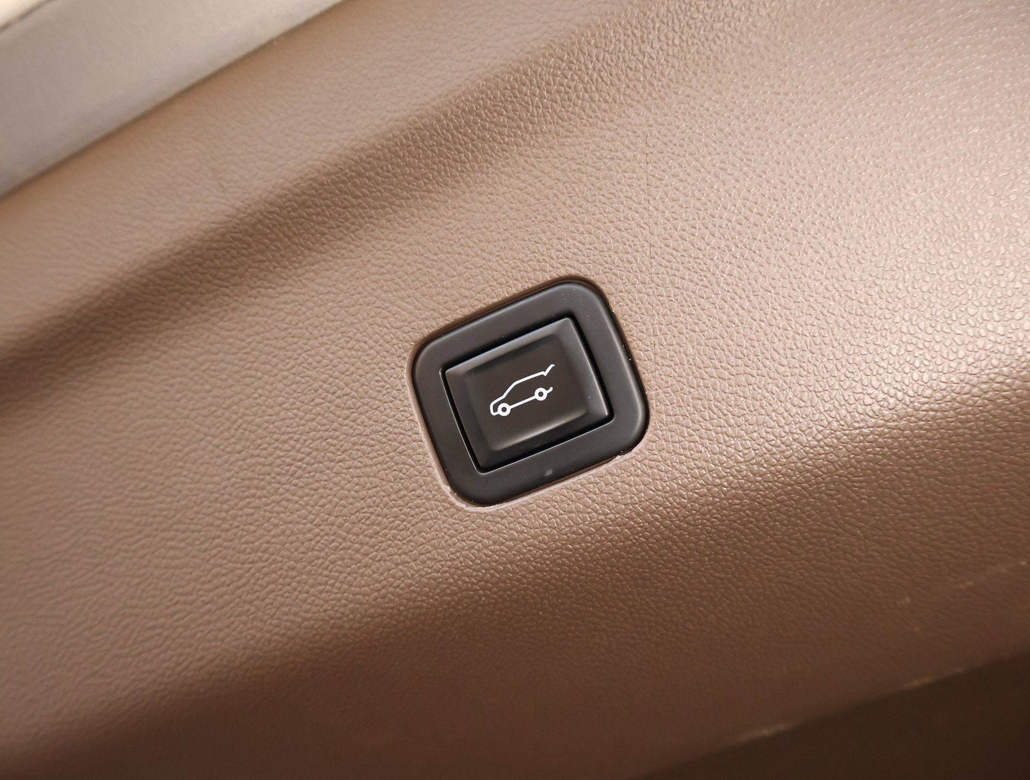 Used 2021 GMC Yukon Denali image 30