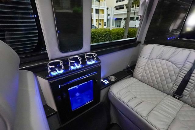 Used 2018 Mercedes-Benz Sprinter 3500 image 69