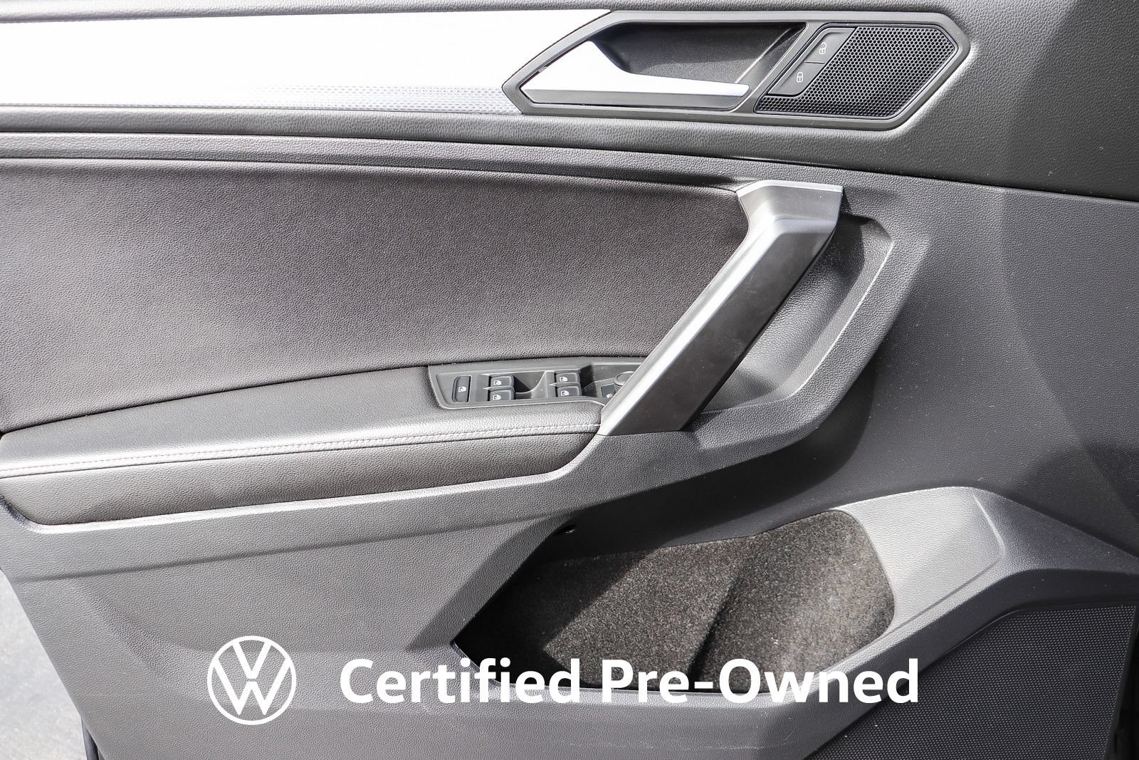 Used 2023 Volkswagen Tiguan S FWD image 23
