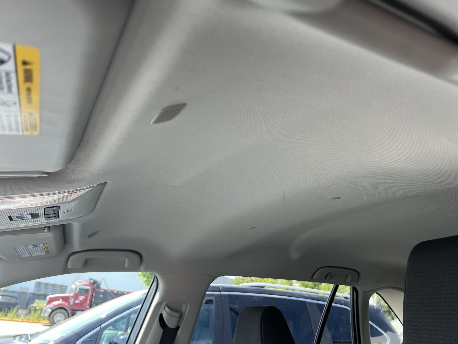 Used 2025 Toyota RAV4 XLE FWD image 21