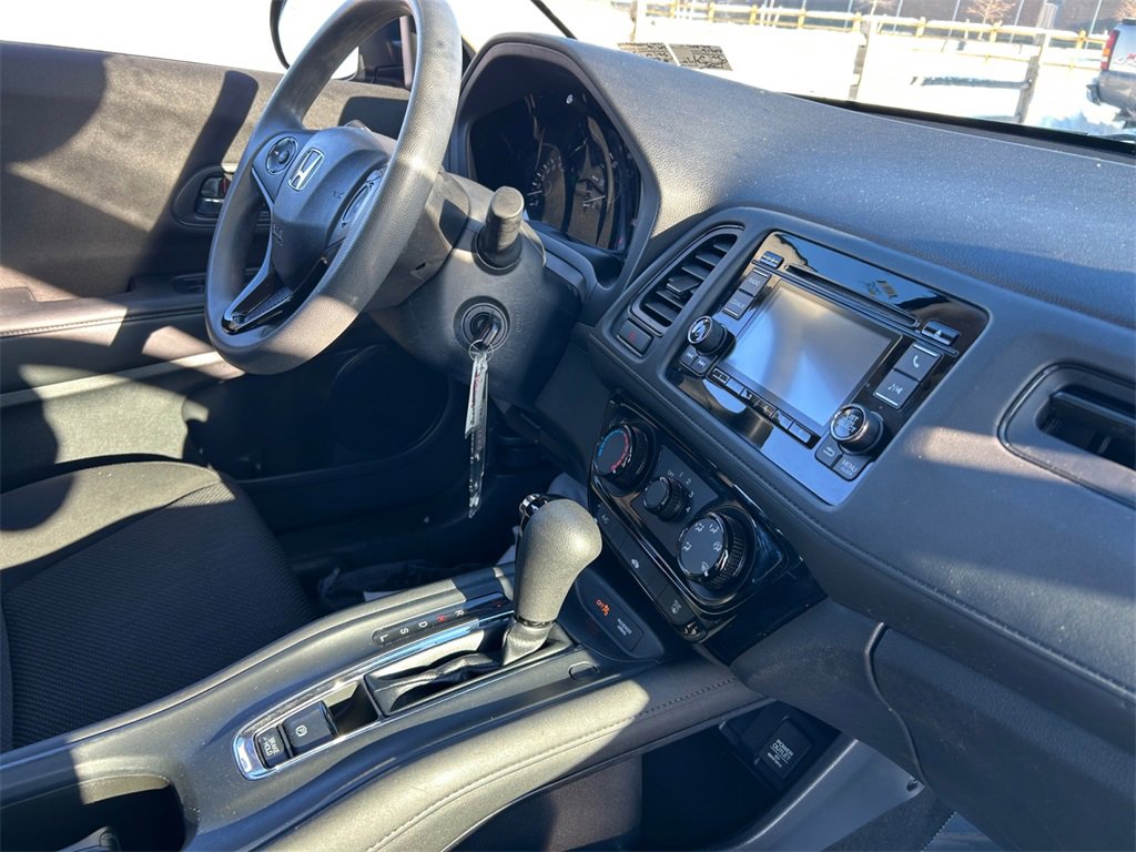 Used 2018 Honda HR-V LX image 17