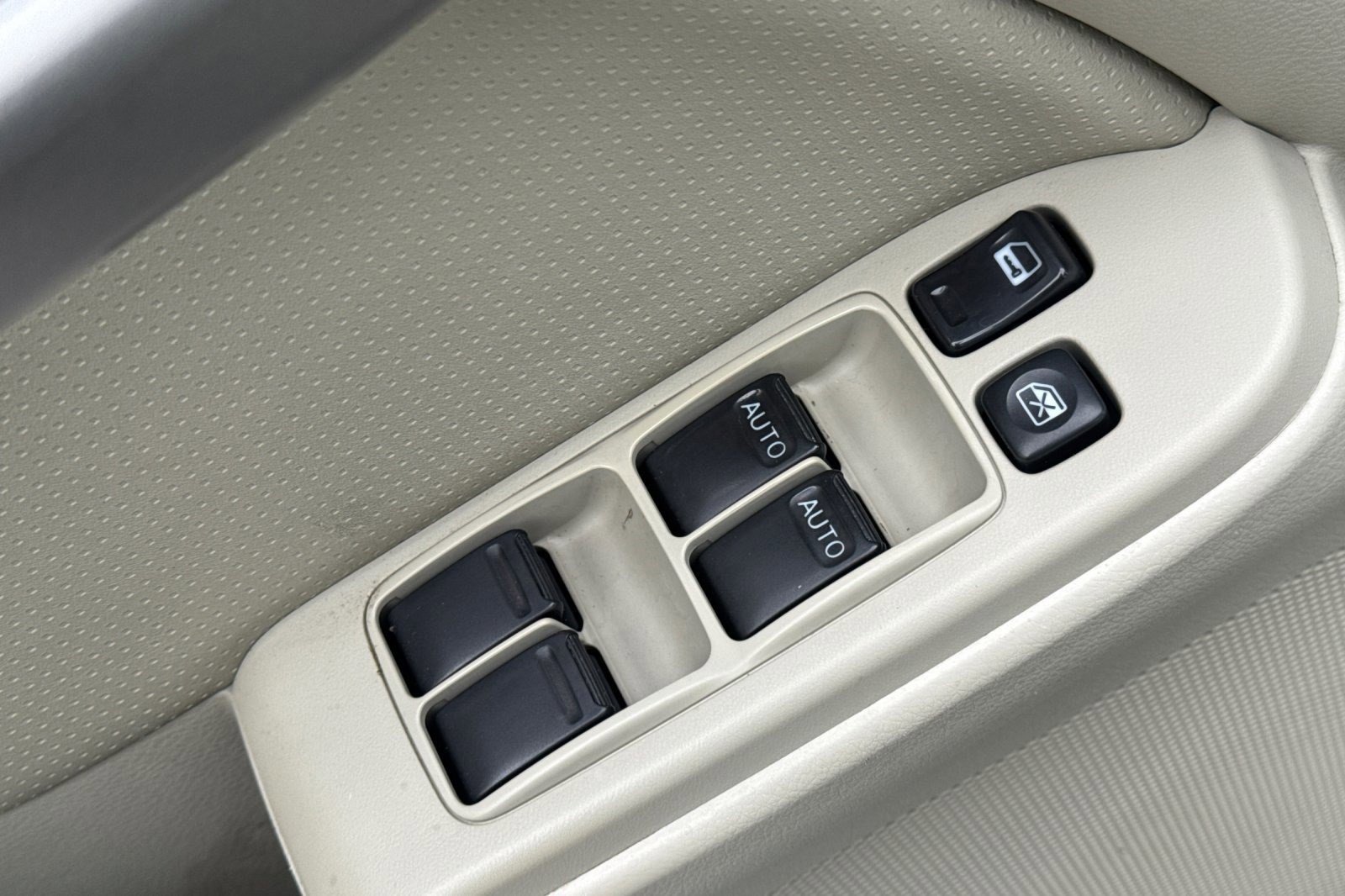 Used 2003 INFINITI G35 Sedan RWD image 12