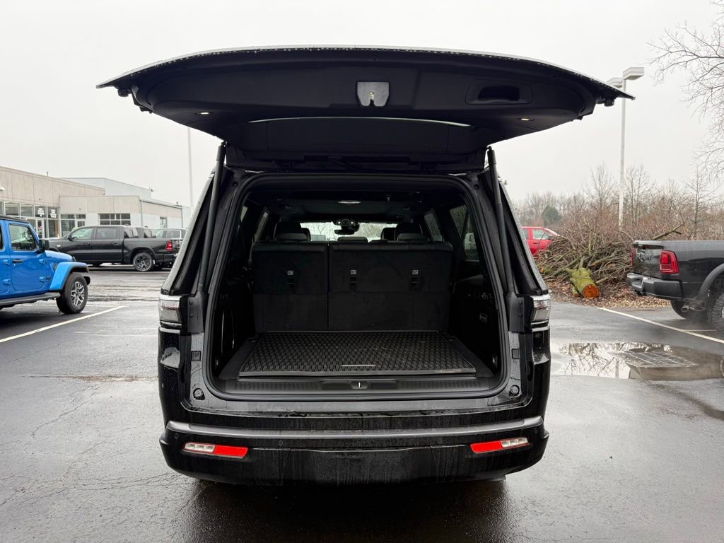 New 2026 Jeep Grand Wagoneer L 4WD image 42