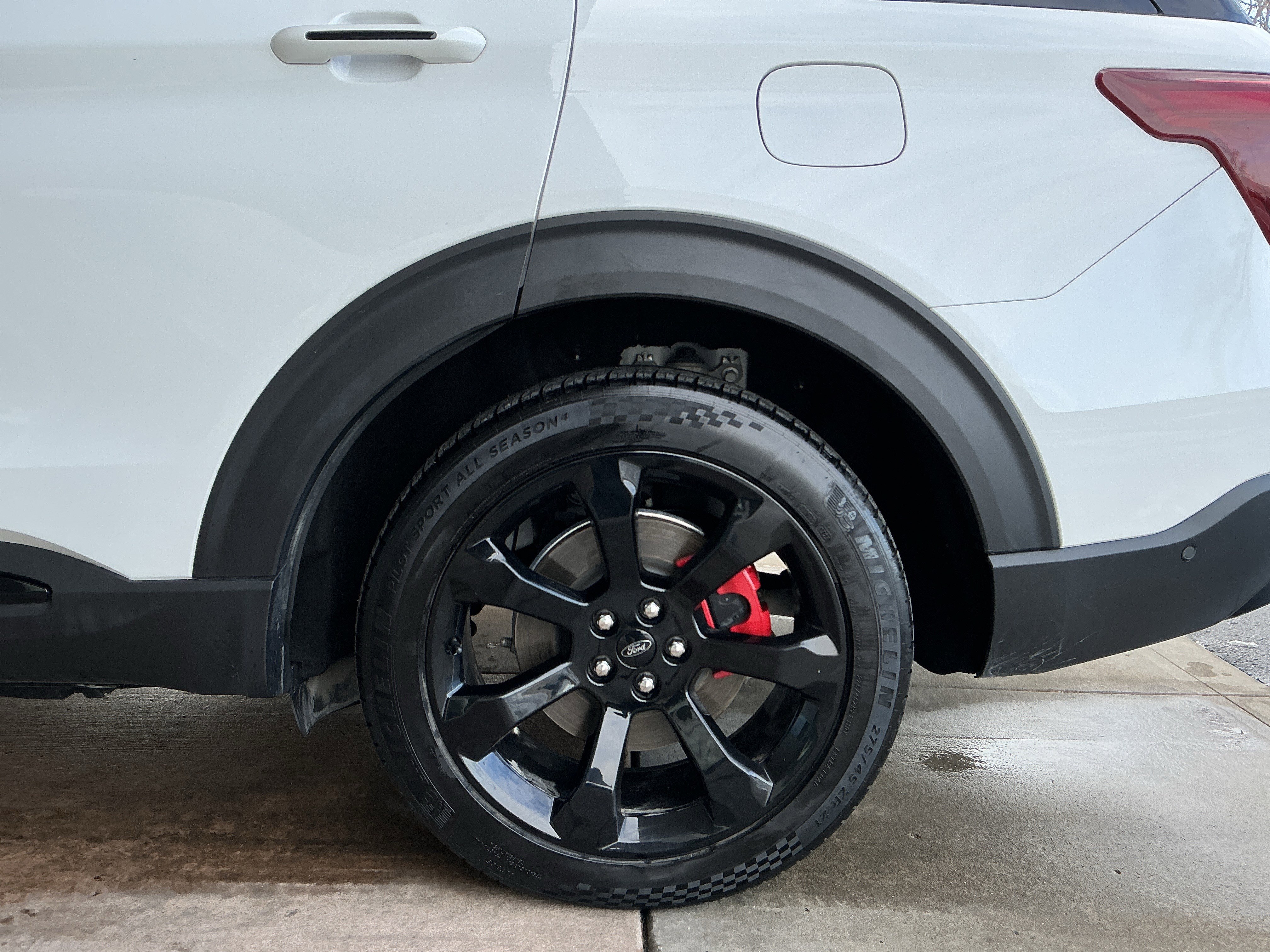 Used 2021 Ford Explorer ST w/ Equipment Group 401A image 23