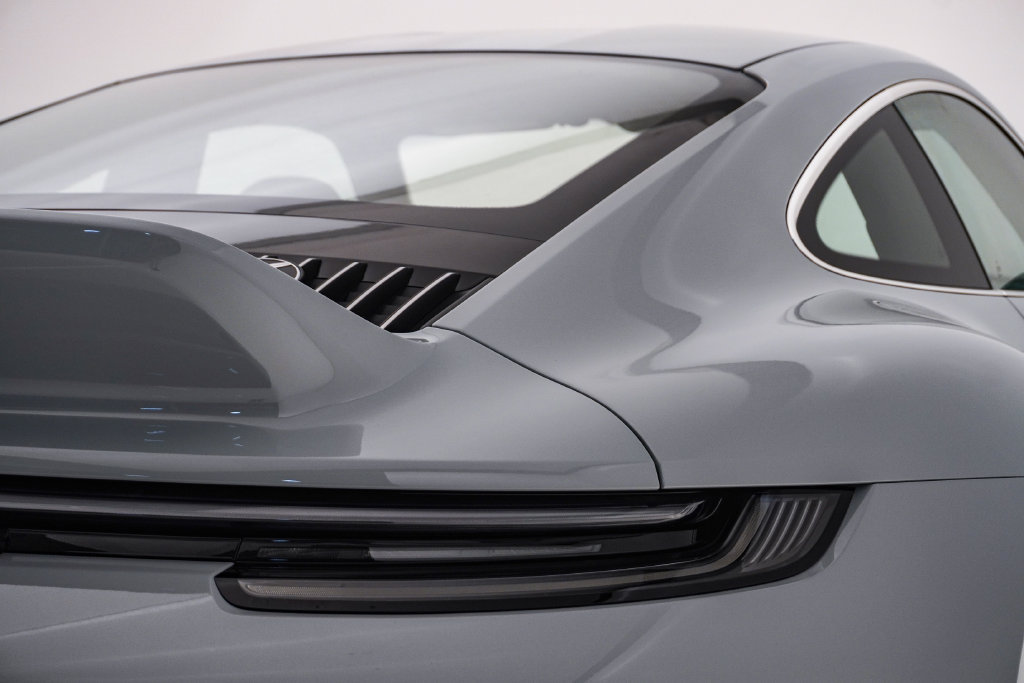 Used 2023 Porsche 911 Sport Classic RWD image 12