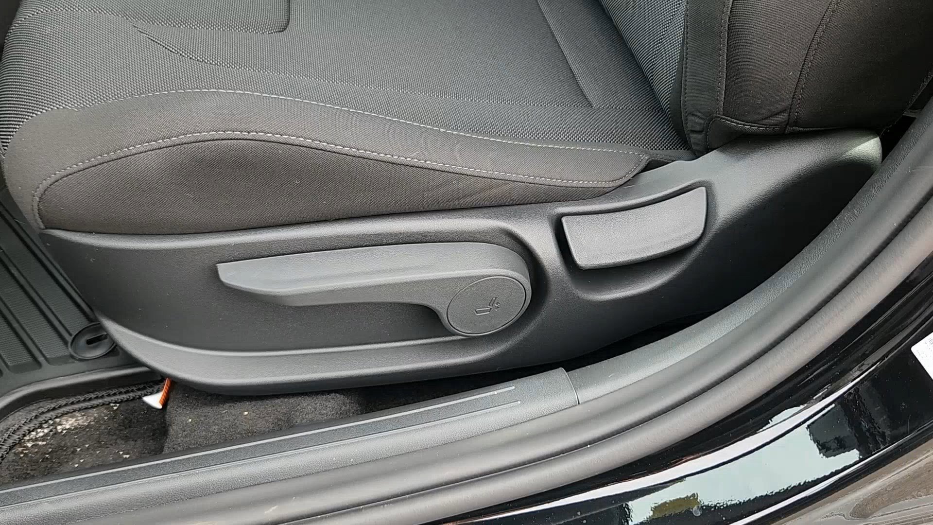 New 2026 Hyundai Elantra SE image 8