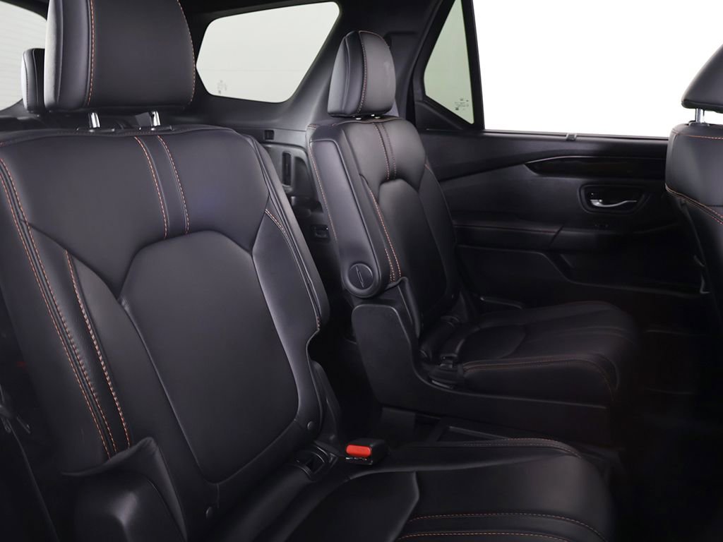 Certified 2025 Honda Pilot TrailSport image 36
