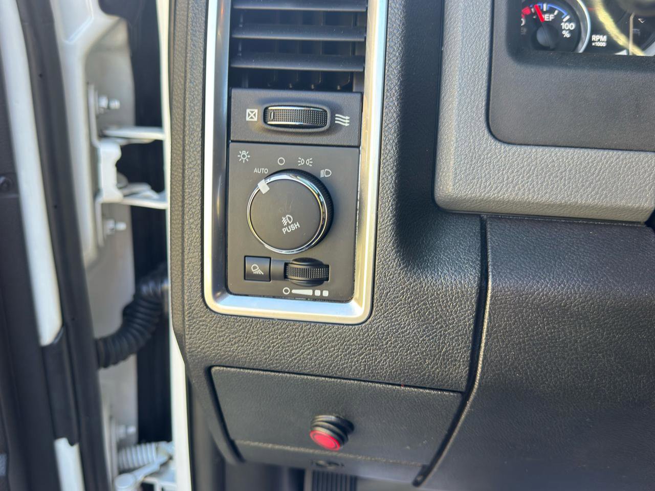 Used 2014 RAM 2500 Big Horn AWD/4WD image 24