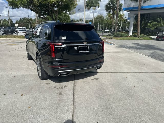 Used 2023 Cadillac XT6 Premium Luxury FWD image 18