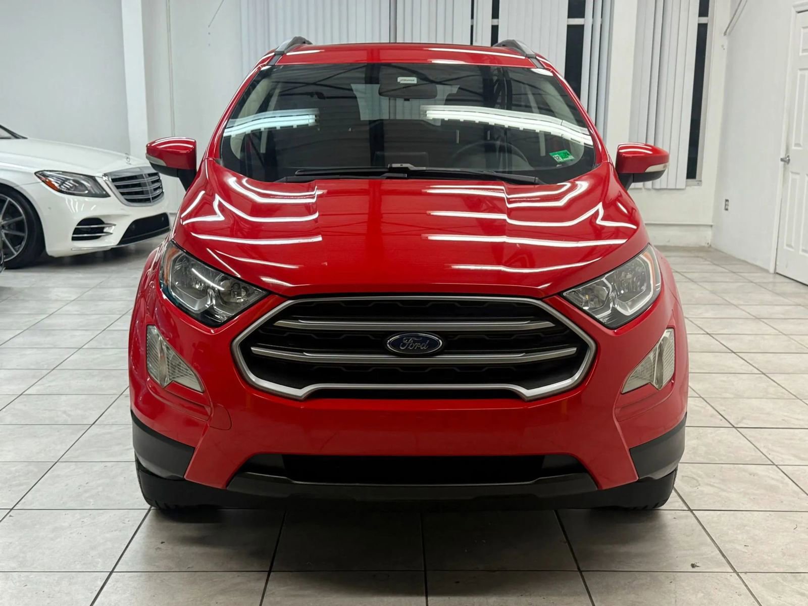 Used 2020 Ford EcoSport SE FWD image 2