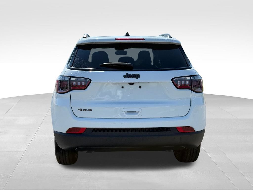 New 2026 Jeep Compass Latitude AWD/4WD image 29
