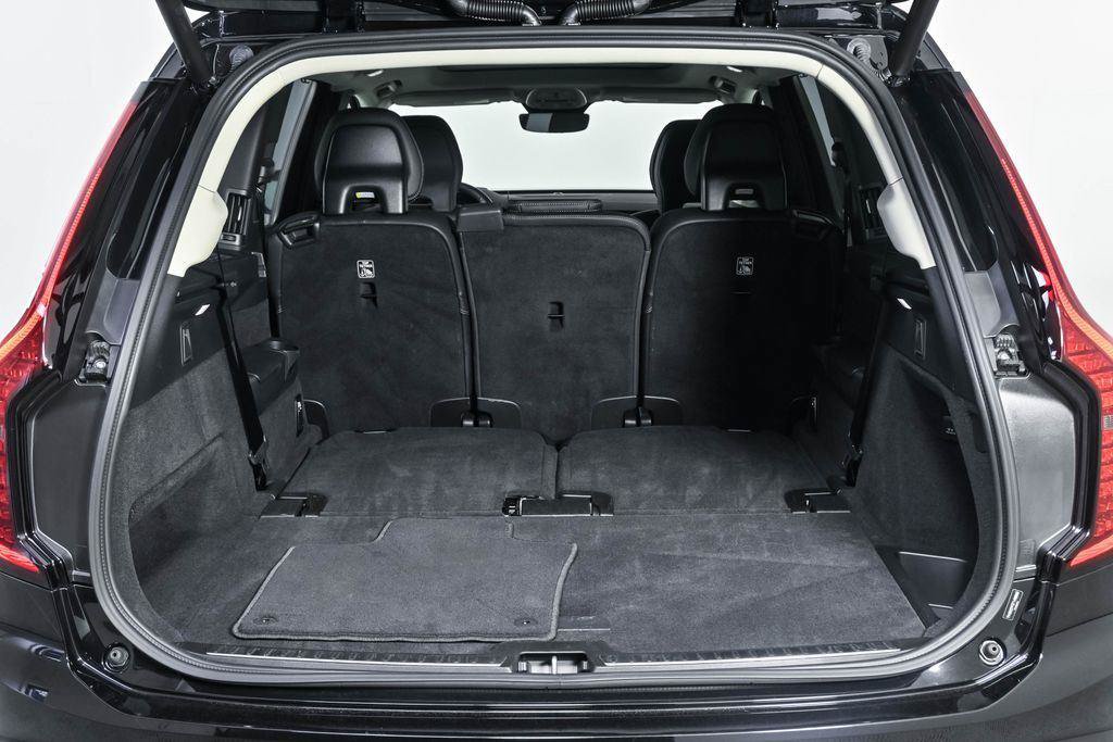 Certified 2026 Volvo XC90 B6 Ultra AWD/4WD image 33