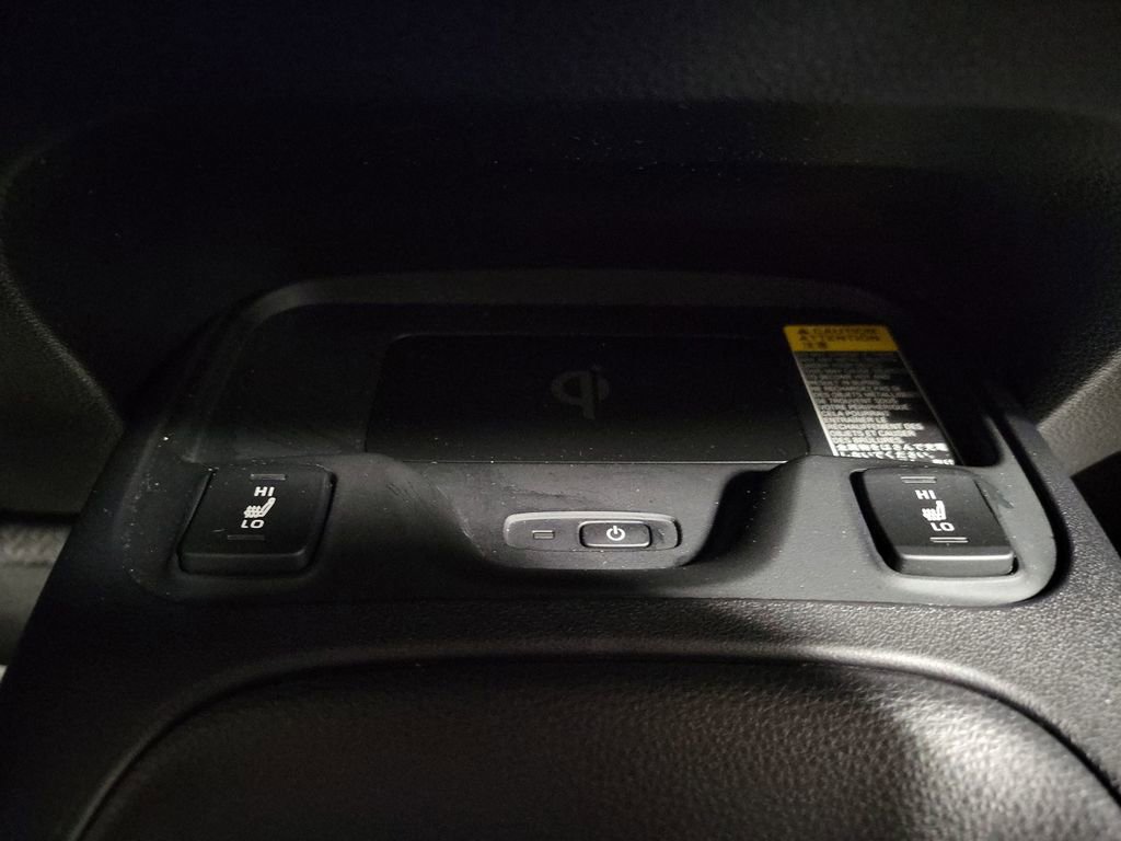 Used 2025 Toyota Corolla XSE image 18