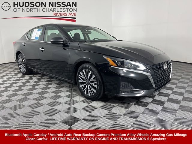 Used 2024 Nissan Altima 2.5 SV