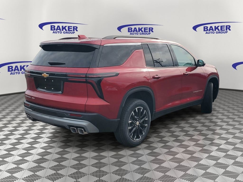 New 2026 Chevrolet Traverse LT w/ Sun and Wheel Package AWD/4WD image 2