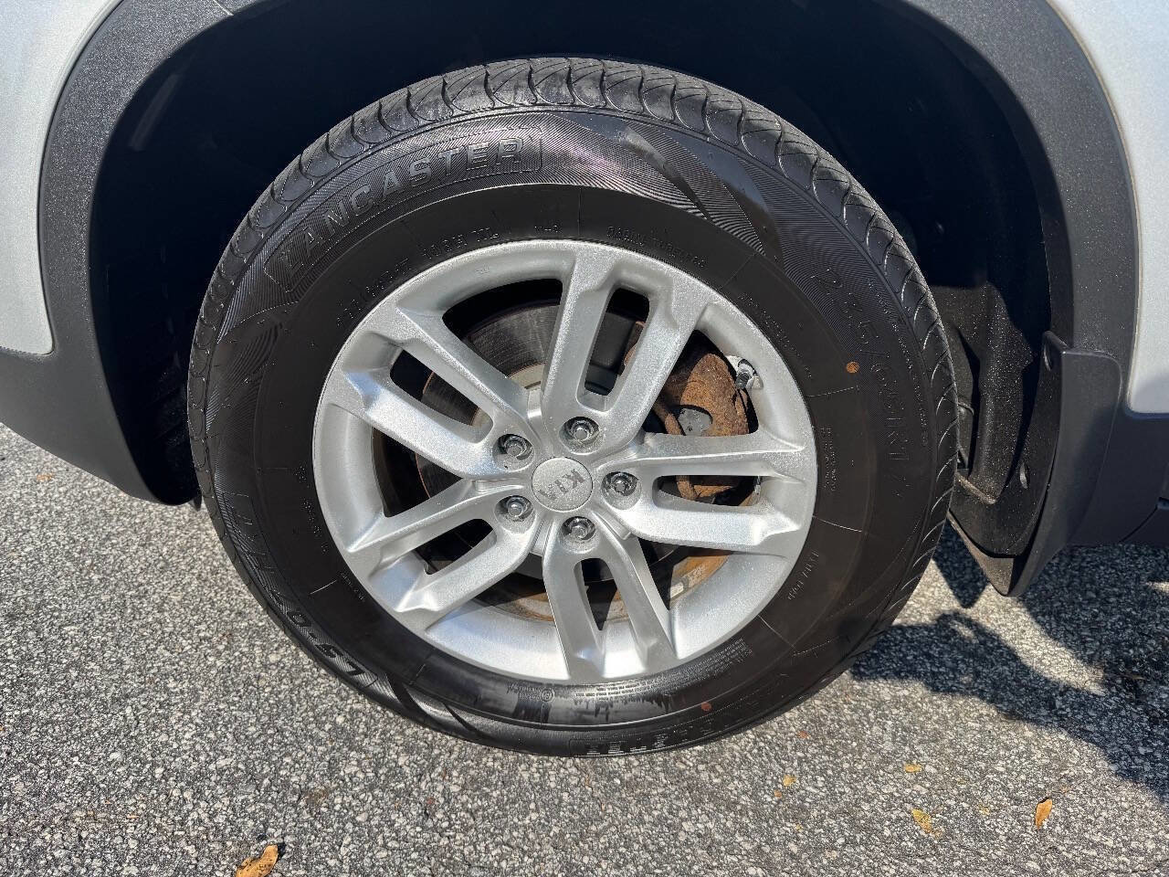 Used 2014 Kia Sorento LX AWD/4WD image 7