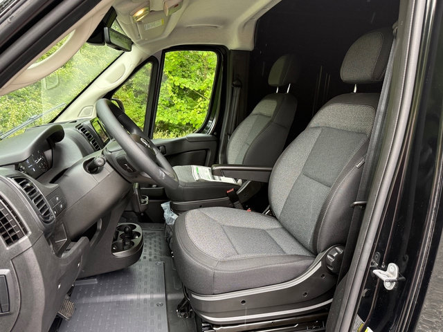 New 2026 RAM ProMaster 3500 w/ Safety Group FWD image 16