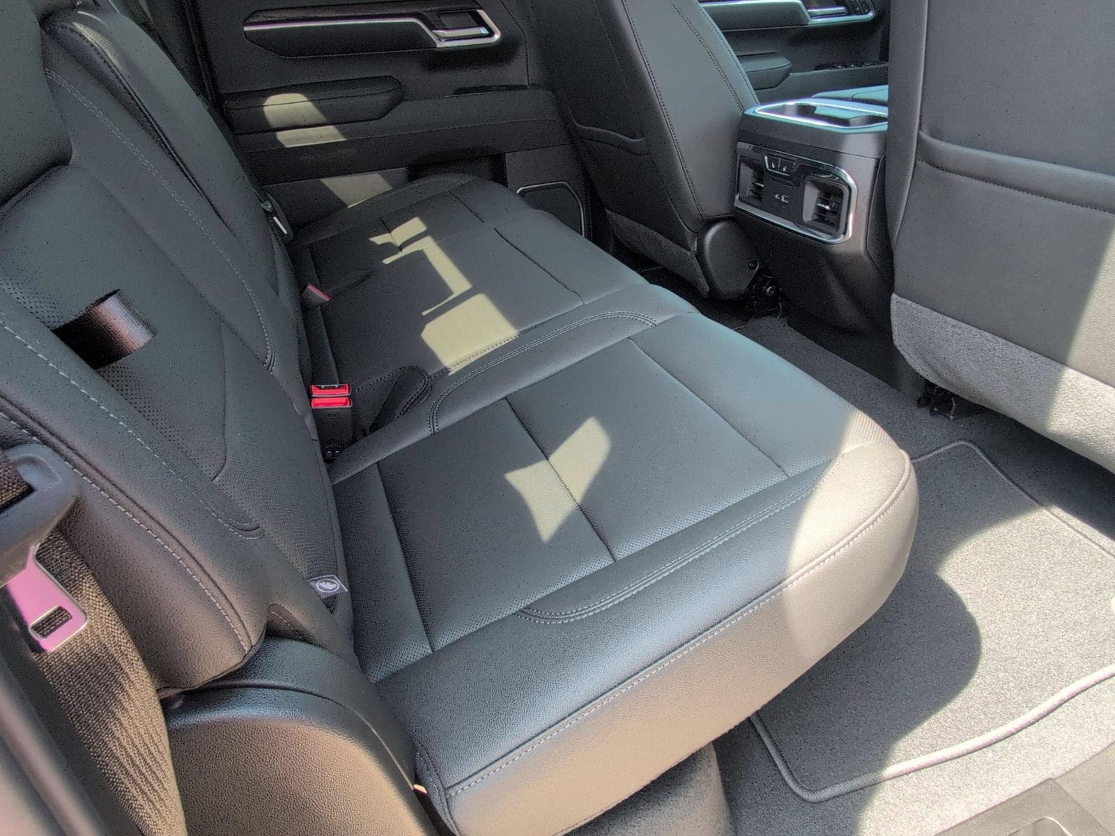 New 2026 GMC Sierra 1500 SLT w/ SLT Premium Plus Package AWD/4WD image 29