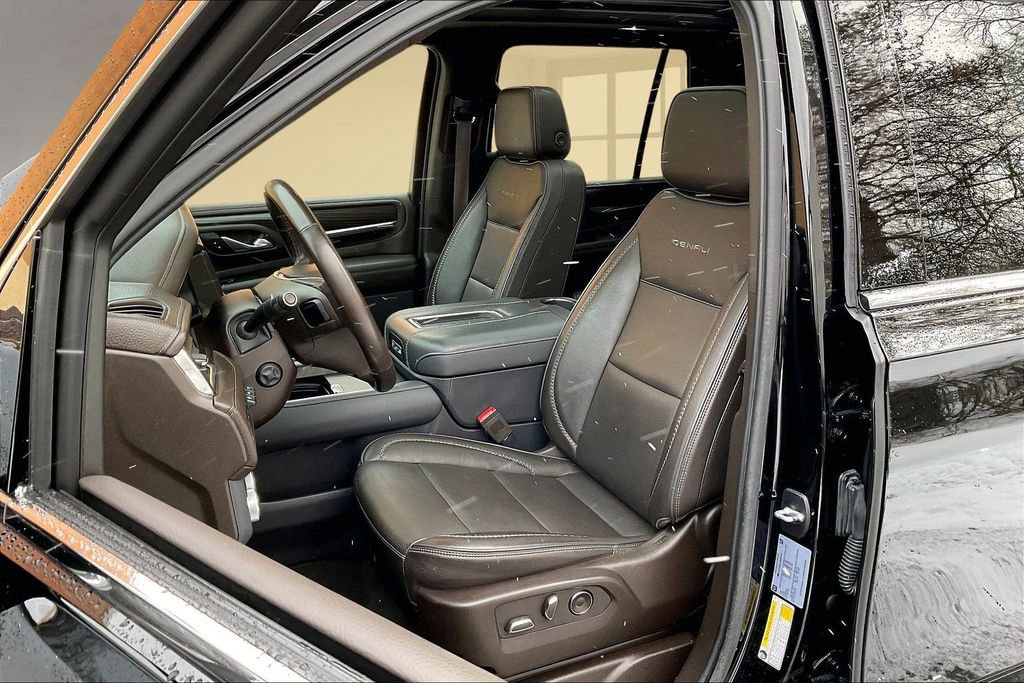 Used 2021 GMC Yukon Denali image 21
