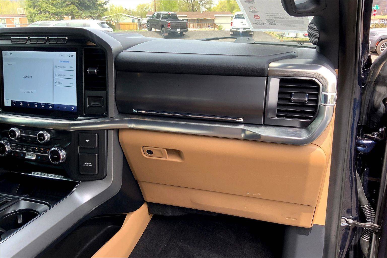 Used 2022 Ford F150 Lariat w/ Equipment Group 502A High image 16