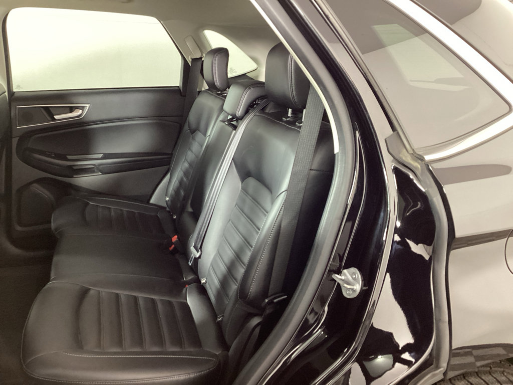 Used 2023 Ford Edge SEL w/ Convenience Package image 12