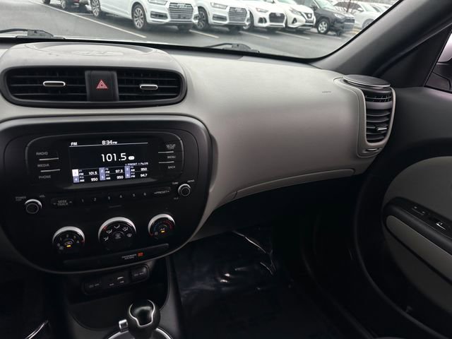Used 2017 Kia Soul image 16