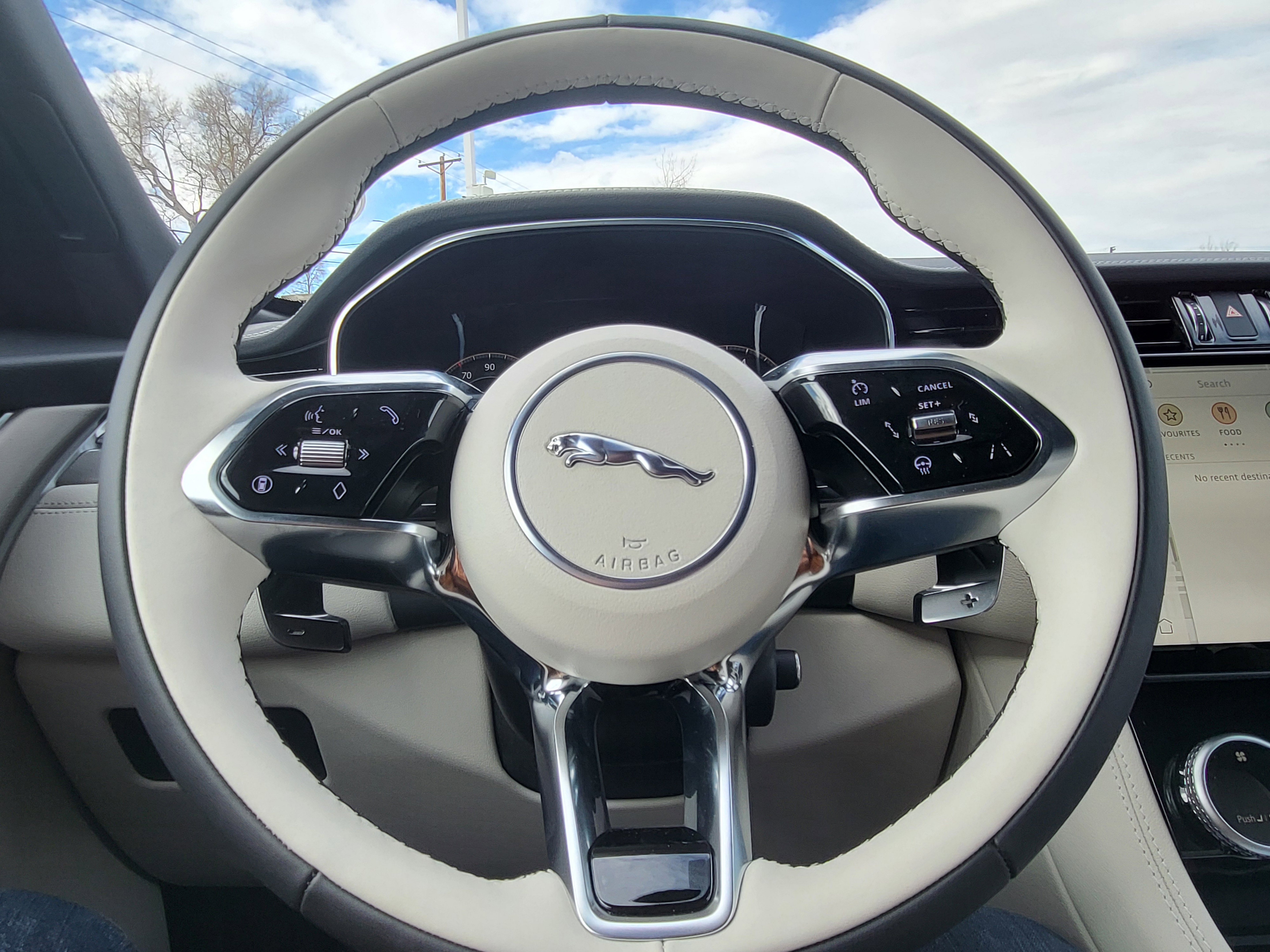 New 2026 Jaguar F-PACE R-Dynamic S image 7