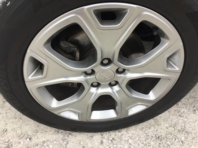 Used 2020 Jeep Renegade Limited w/ Safety and Security Group image 9