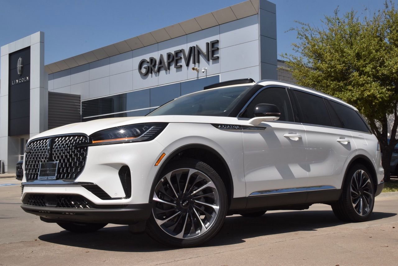 New 2026 Lincoln Aviator Reserve image 1