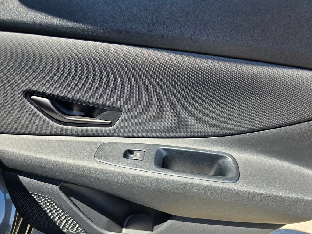 Certified 2026 Hyundai Elantra Sport FWD image 14