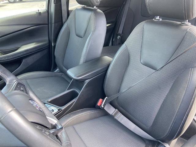 Used 2022 Buick Encore GX Select w/ Sport Touring Package FWD image 14