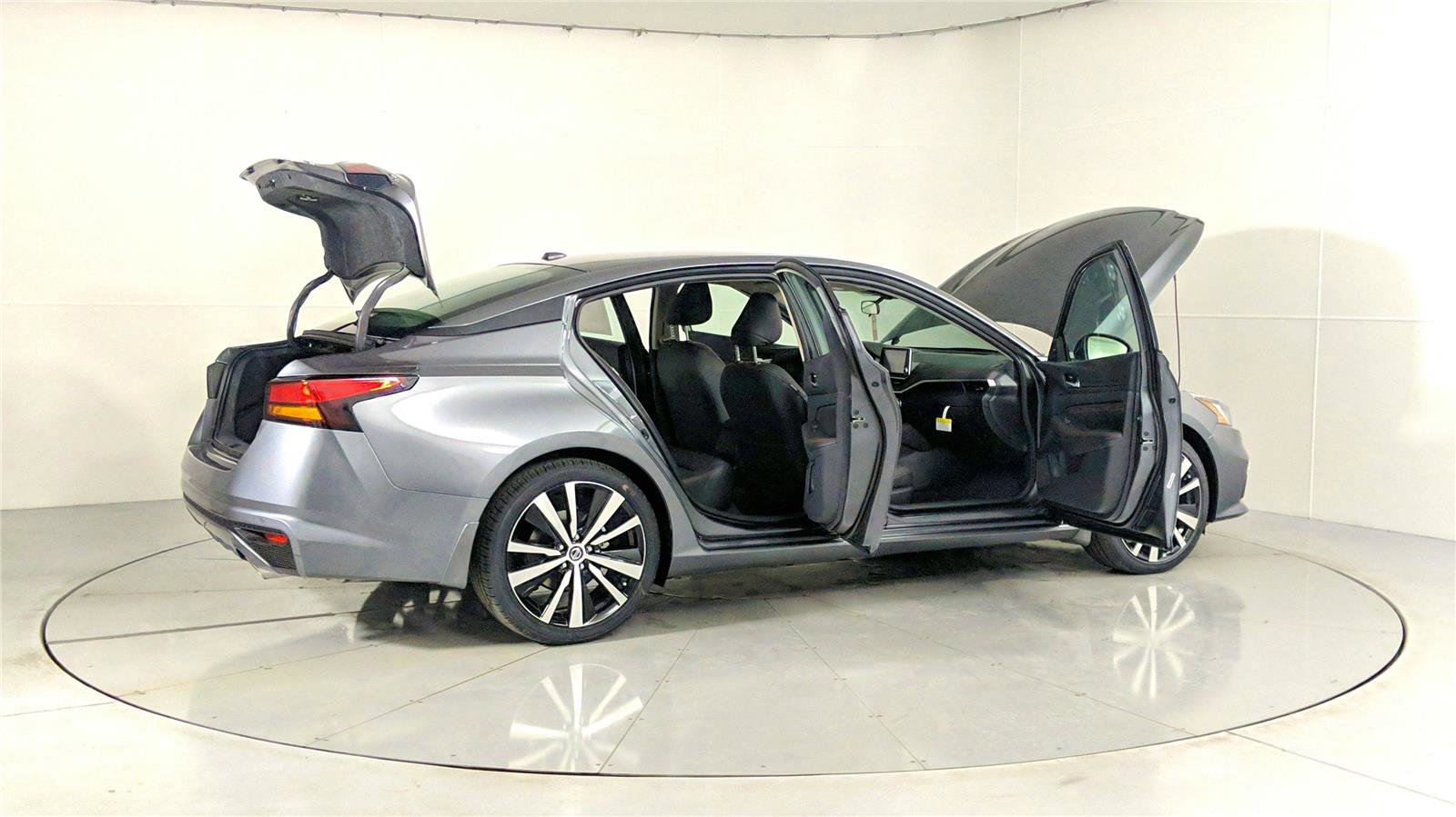 Used 2022 Nissan Altima 2.0 SR image 10