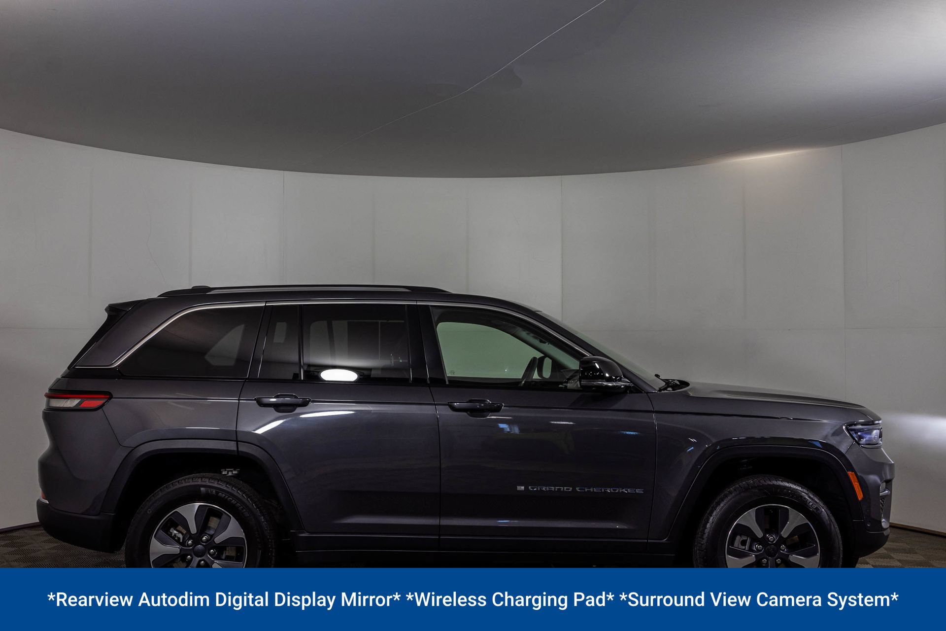 Used 2022 Jeep Grand Cherokee Limited 4xe w/ Luxury Tech Group II AWD/4WD image 19