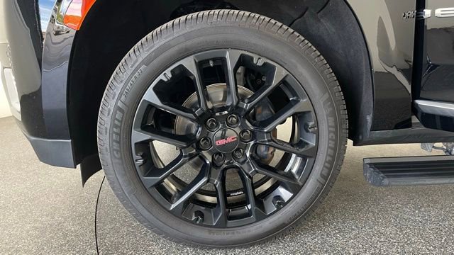 Used 2022 GMC Yukon XL Denali image 52