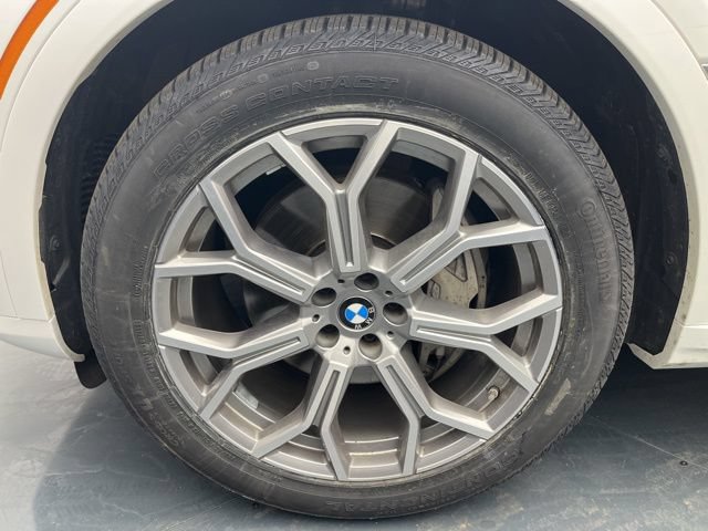Used 2023 BMW X7 xDrive40i AWD/4WD image 25