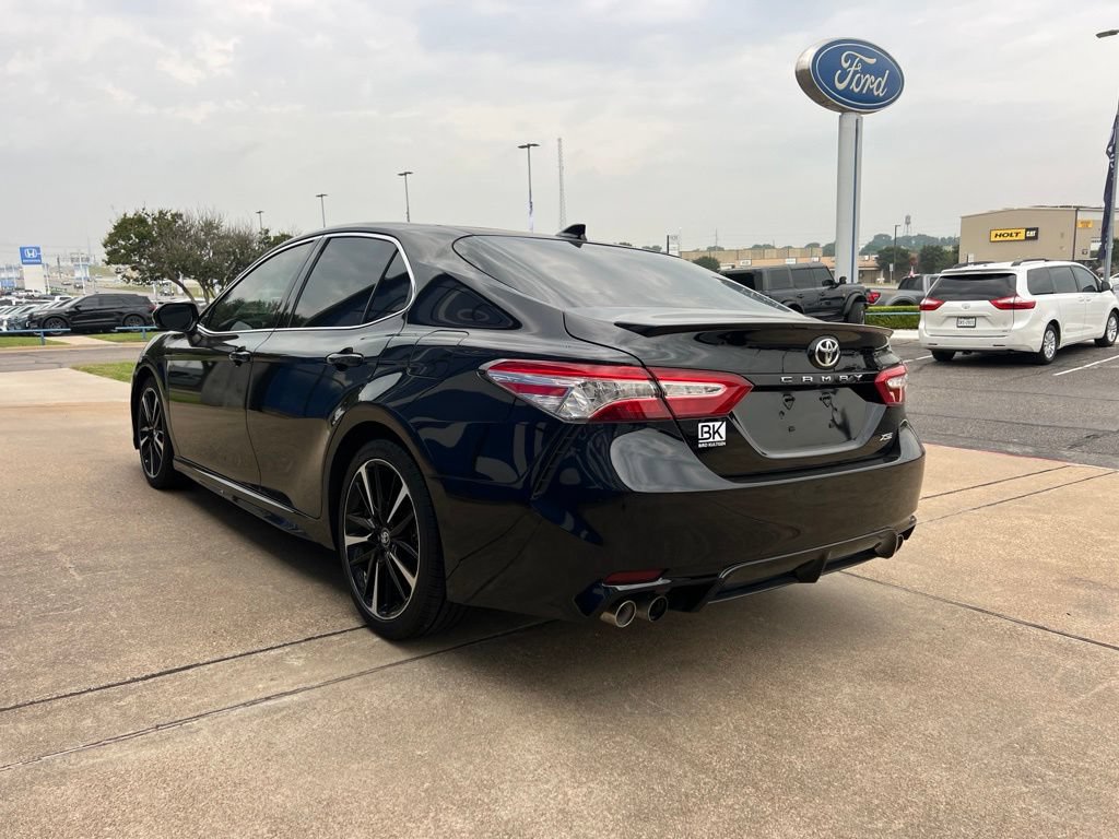 Used 2020 Toyota Camry XSE FWD image 6