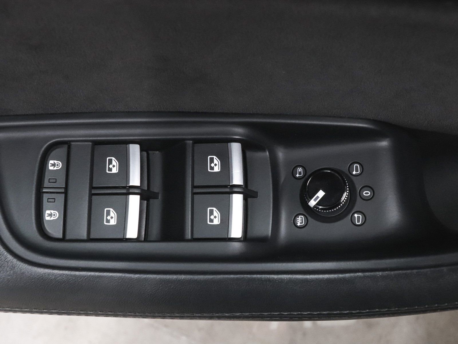 Used 2022 Audi RS Q8 AWD/4WD image 15