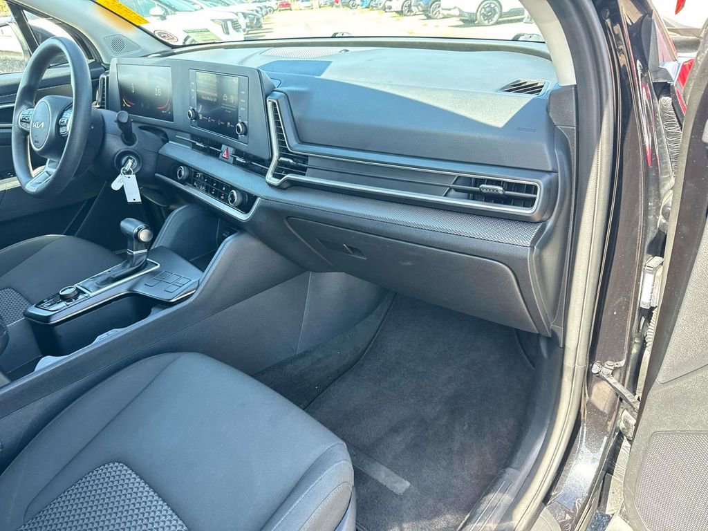 Used 2024 Kia Sportage LX image 20