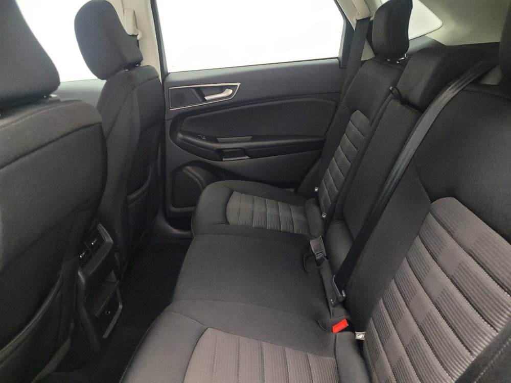 Used 2023 Ford Edge SEL image 18