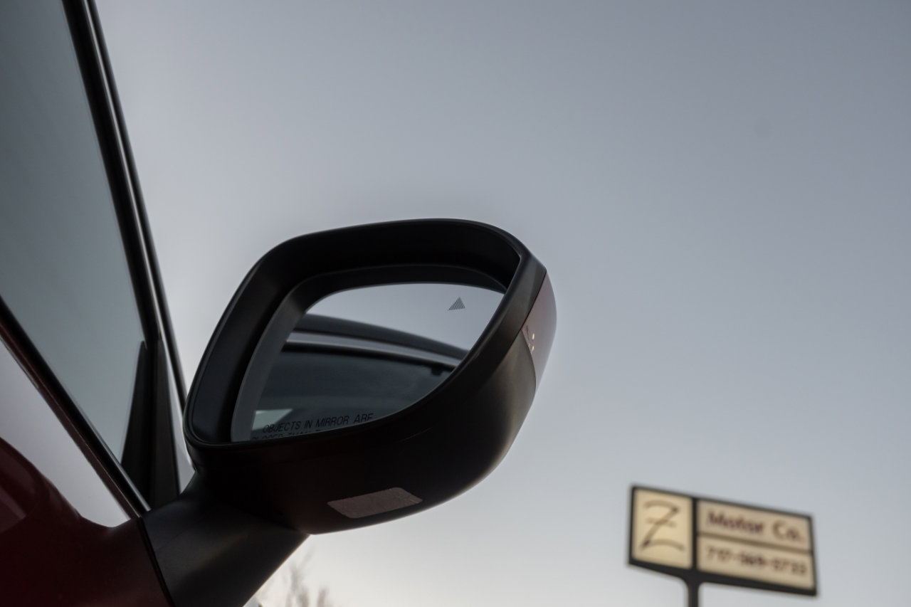 Used 2023 Nissan Rogue SV image 27