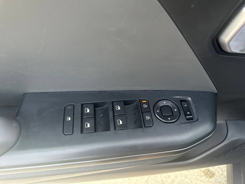 Used 2025 Kia K4 FWD image 25