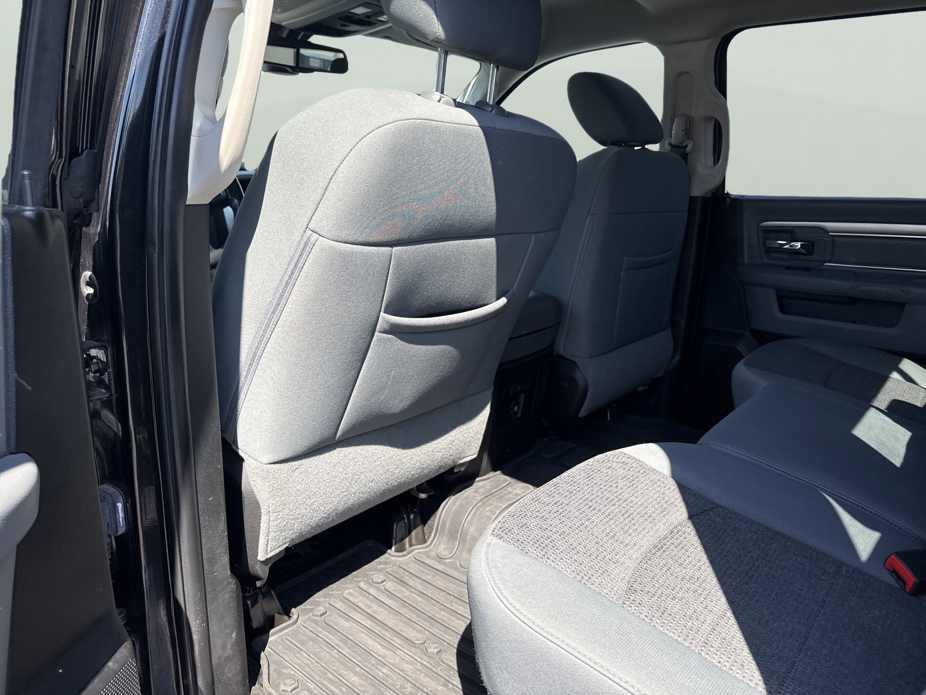 Used 2018 RAM 1500 Big Horn AWD/4WD image 9