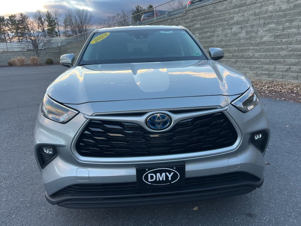 Used 2023 Toyota Highlander LE image 7