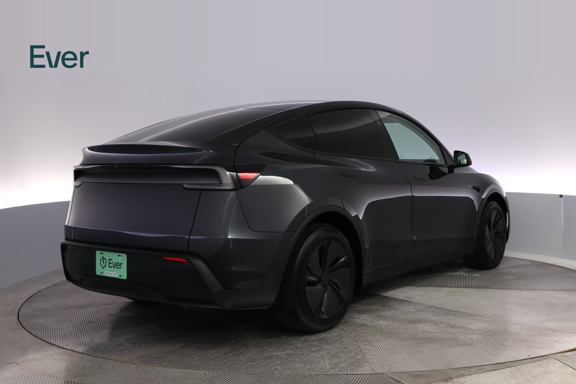 Used 2026 Tesla Model Y 2WD image 3