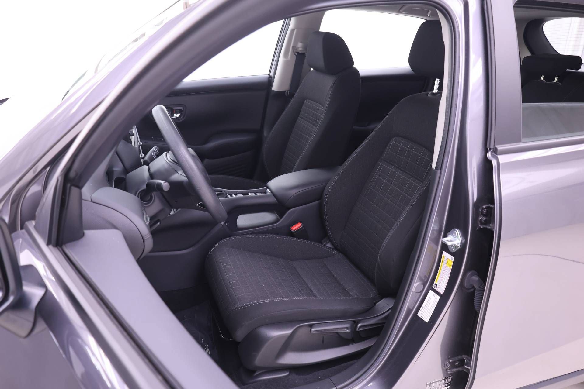 Certified 2024 Honda HR-V LX image 4