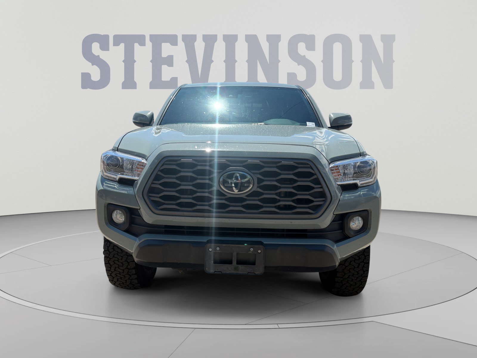 Used 2022 Toyota Tacoma TRD Off-Road w/ Truck Exterior Package (TMS) AWD/4WD image 8