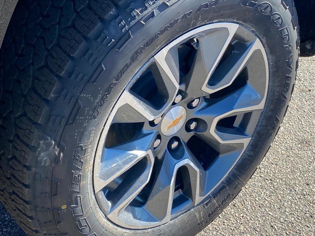 New 2026 Chevrolet Silverado 1500 LT w/ Z71 Off-Road Package image 24